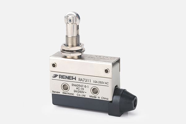 {RL7311面板安裝式滾輪塞柱型 width=